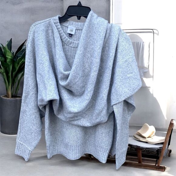 NWOT New Cabi Grey Wrap Pullover Knit Sweater w/Attached Scarf/Shawl S Versatile - Picture 5 of 9
